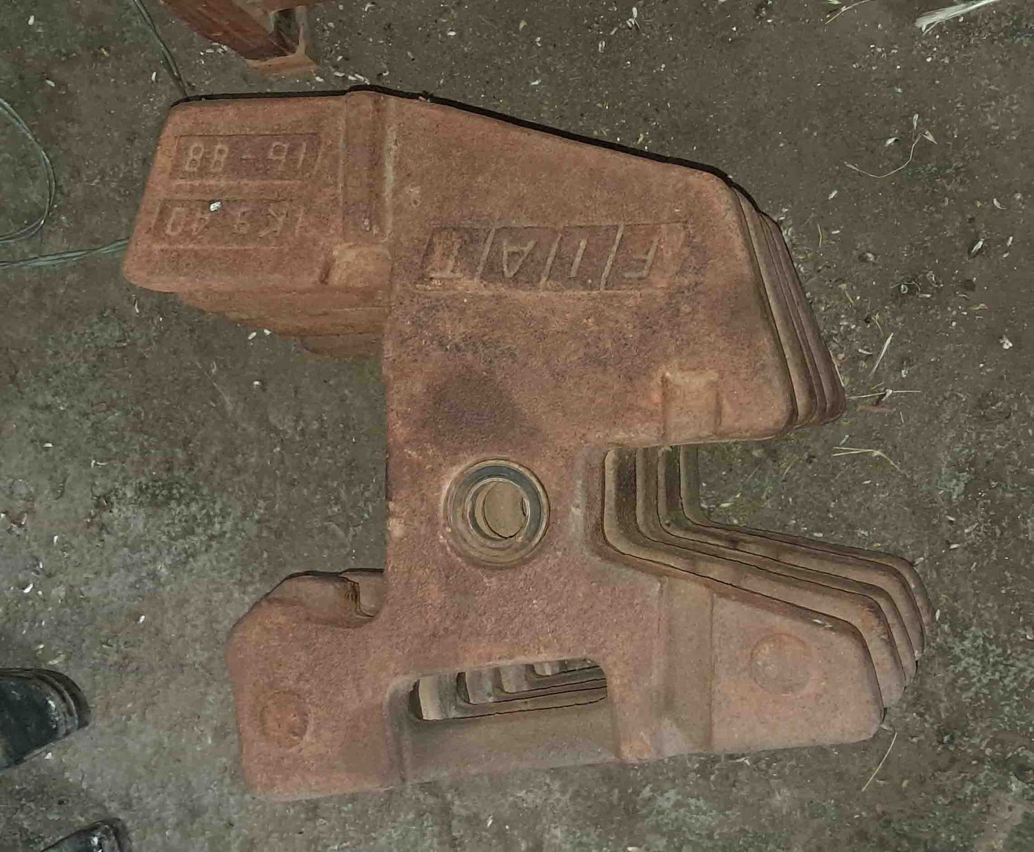 contrapeso delantero 40 Kgs kilos tractor Fiat 100 cv same silver deutz-fahr simple doble traccion tracción ahoyador barrena 