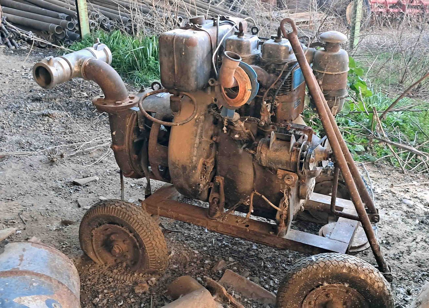 motobomba campeon pivot cobertura tubería tuberia pvc polietileno maiz alfalfa reglas riego vega  aspersor rio río regadío