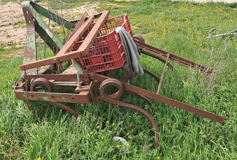 subsolador topo ripper chisel semichisel cultivador mordaza vertedera minivertedera cohecho rastra rastro rulo grada barrena