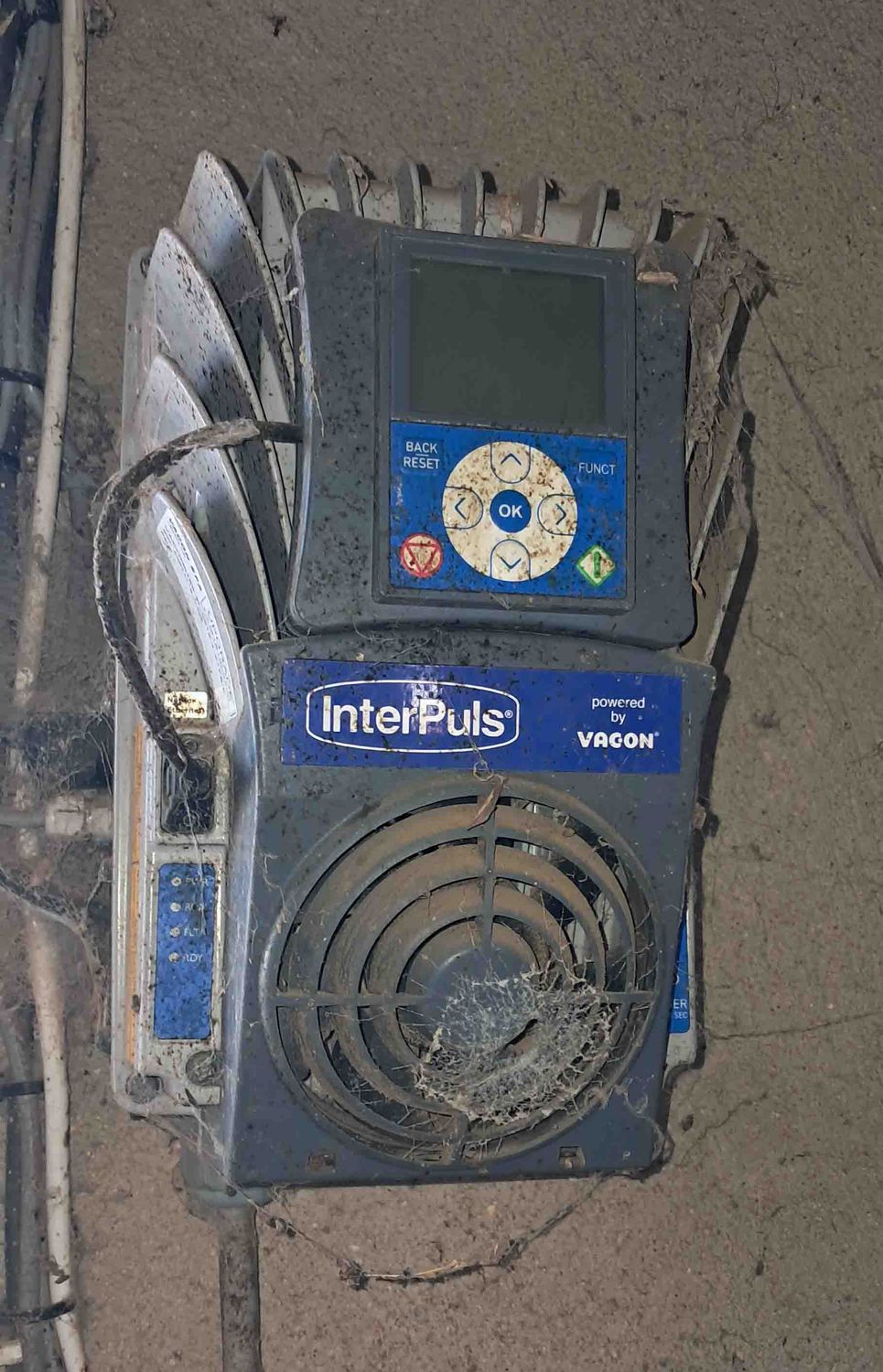 variador velocidad frecuencia potencia vacio ordeño leche menor consumo electricidad factura ahorro oveja cabra vaca eficienc