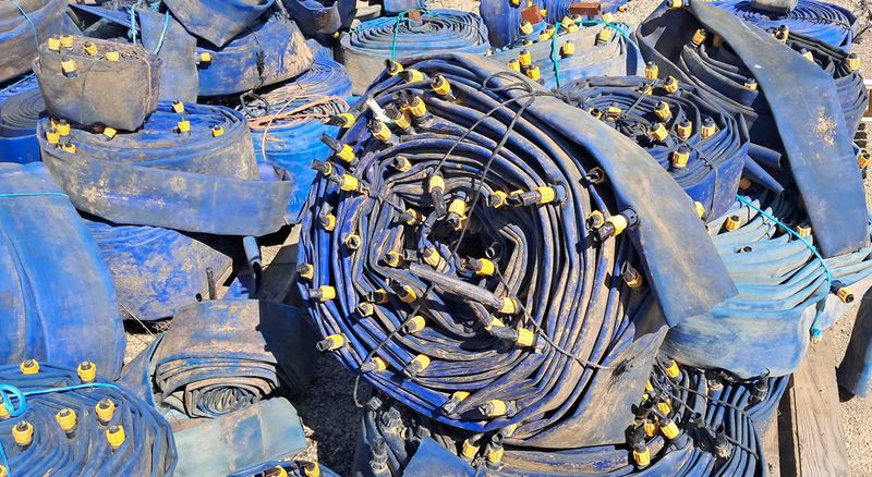 manguera riego boquilla ciega plana bombero hortaliza regadío regadio riego maiz maíz goteo vega rio río presión presion agua