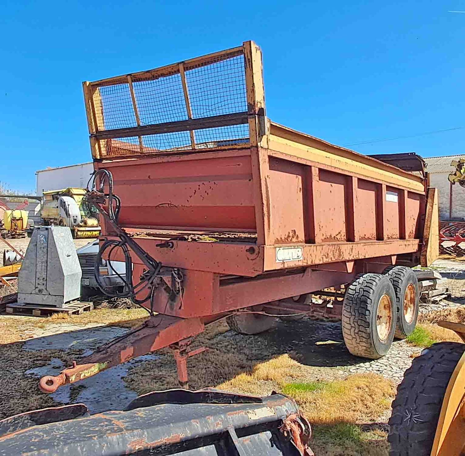 remolque extendedor esparcidor derramador estiercol estiércol basura SIAM 14 tonelada hermanos garcia cima rigual tandem case