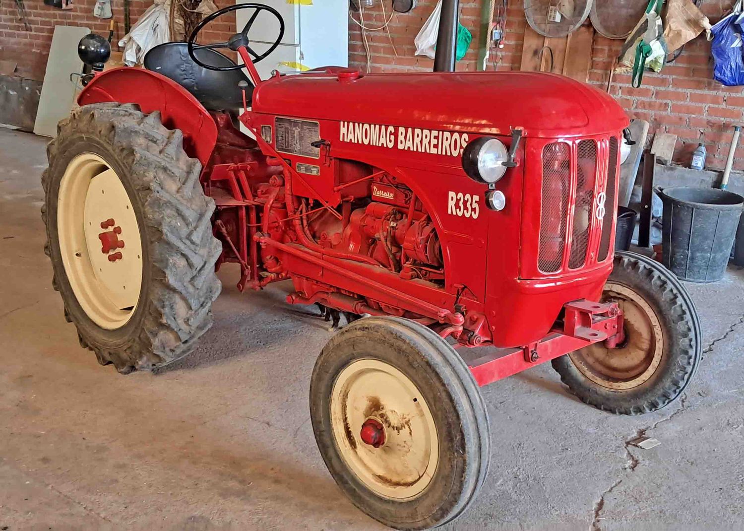 tractor barreiros r-335 r 335 simple tracción traccion 40/45 50/55 70/70 R545 R300/R400 R350 R350K R355K R350S R438  R500B R4