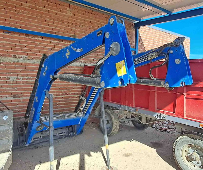 Pala Tenias te40 evolution cazo arido árido pantalla pinza saca saco pincho alpaca contrapeso hormigón hormigon mando electro