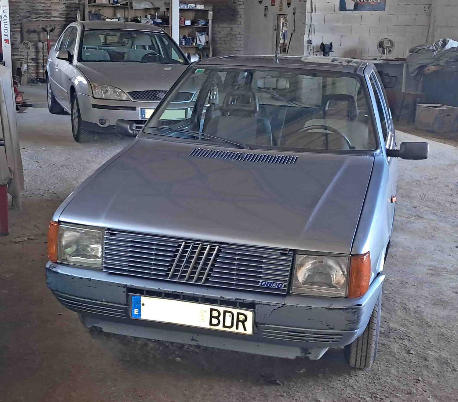 Turismo de origen francés y rematriculado en España, Fiat Uno 60 Hatchback (146), gasolina, 43 kW-58cv, año 05.1985-08.1989