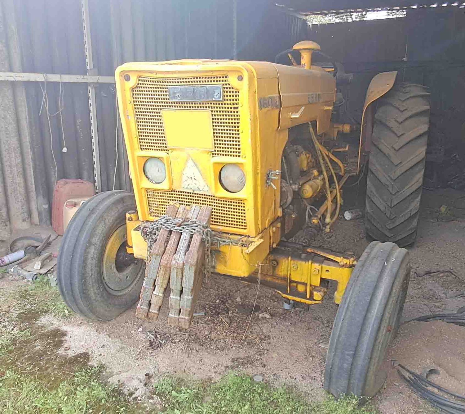 tractor ebro 160-E cultivador 10 brazos rastra 60 cv simple tracción traccion doble arado vertedera olivar huerto cuba deere