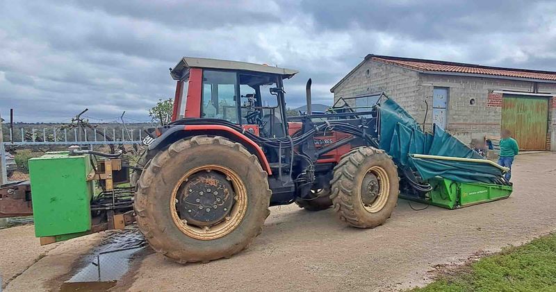 tractor same antares turbo 130 syncropower pala tenias b4 serie 300 cazo cereal 2 metro doble tracción traccion alpaca cv