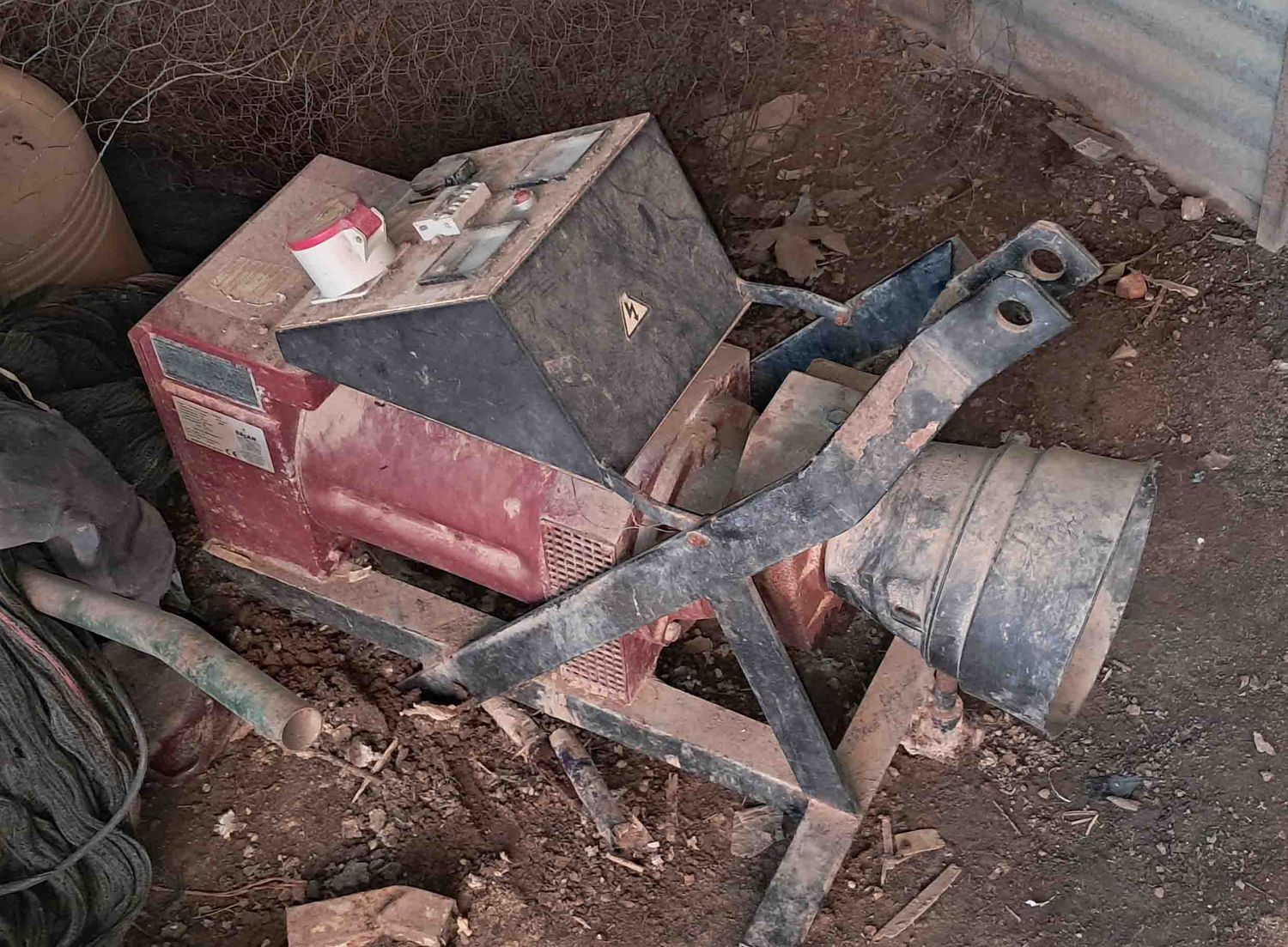 grupo generador 20 kVA MECC ALTE SPA BTA3-LB/2 alternador trifasico trifásico monofasico monofásico V  RPM cardan tractor