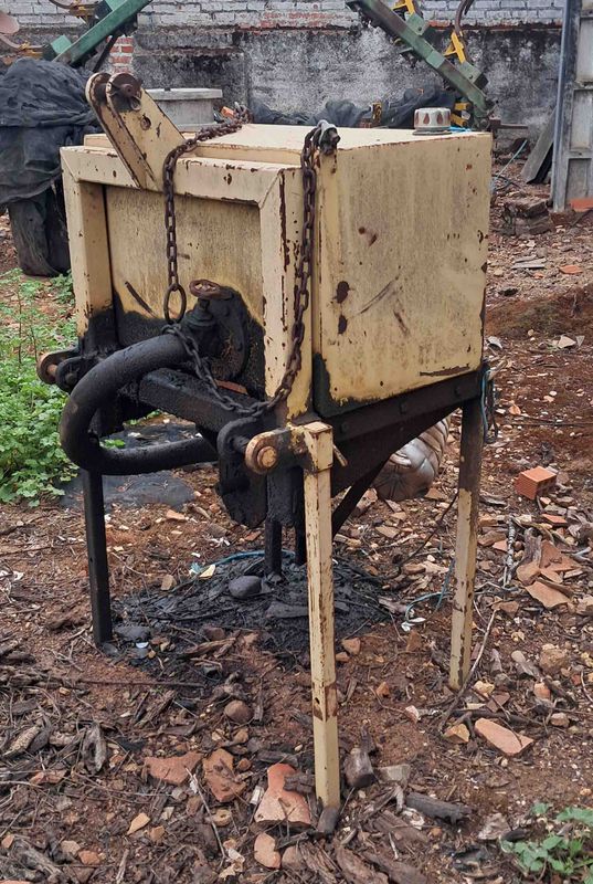 depósito deposito aceite hidraúlico hidraulico vibrador vibro sanz morales aceitura oliva almendro pistacho tractor paraguas