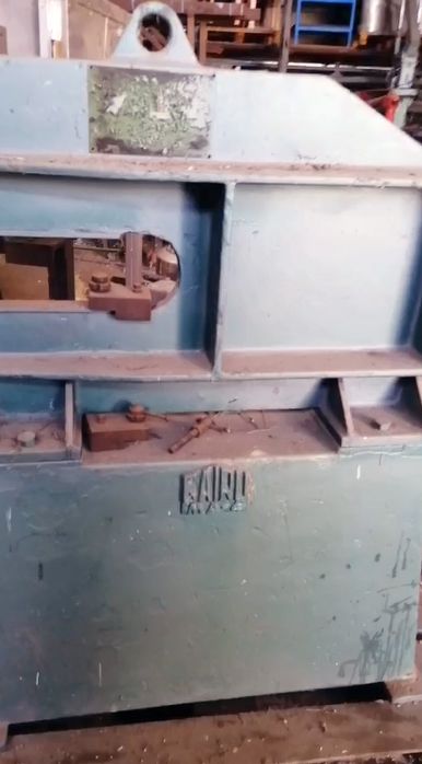punzonadora metalurgia plegadora maquina soldar metal plegadora cizalla corte punzon punzón taladro sierra columna cinta disc