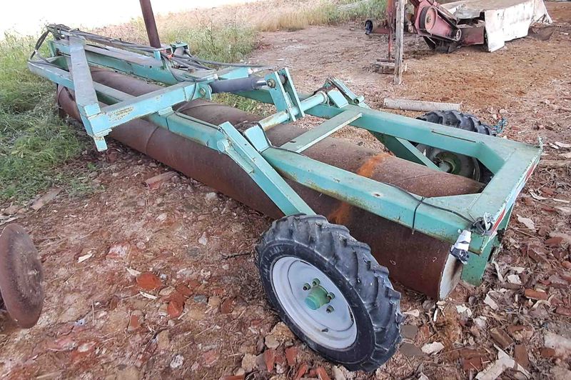rulo rodillo agrícola agricola rulado siembra botella hidráulico hidraulico rueda lanza tiro bastidor cilindro tractor piedra