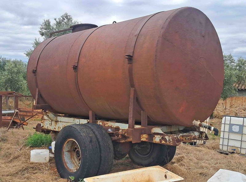 cuba hierro 10000 litro 10.000 agua tren transporte ruedas gemelas ballesta eje camión camión riego olivo almendro ganado dee