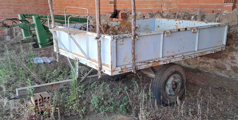 remolque agrícola agricola 1 eje 3000 kilos kgs 3 tonelada rueda agricultura tractor tiro rueda cereal aceituna agua depósito