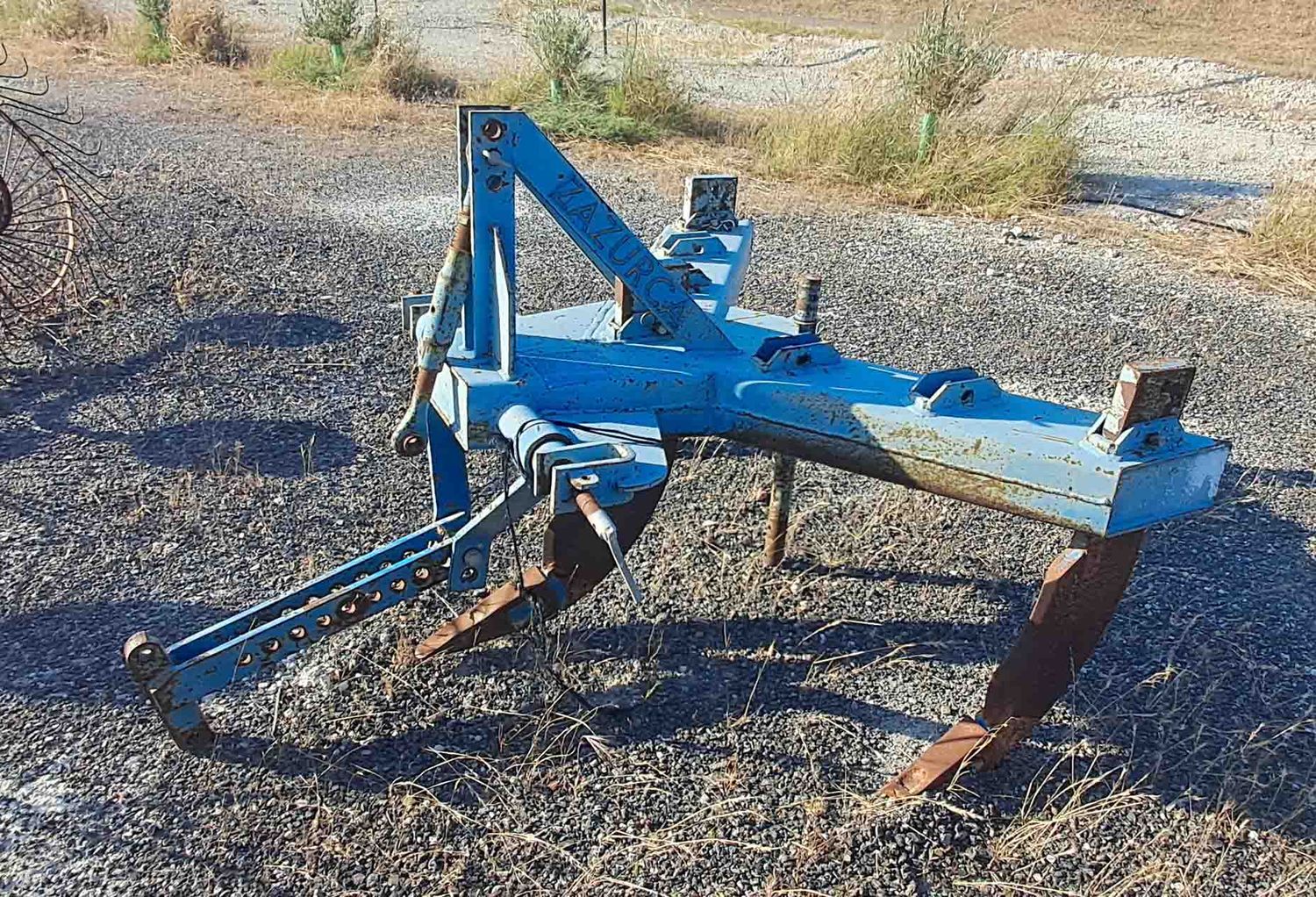 subsolador 3 5 7 ripper topo subsolador zazurca tractor martorell jympa olivar cereal drenaje agua lluvia labor john deere