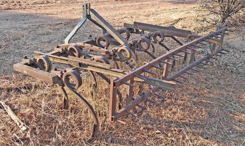 arado cultivador 11 brazo brazos rastra ransomer huerto tractor 50 cv barreiros ebro simple tracción traccion vertedera john