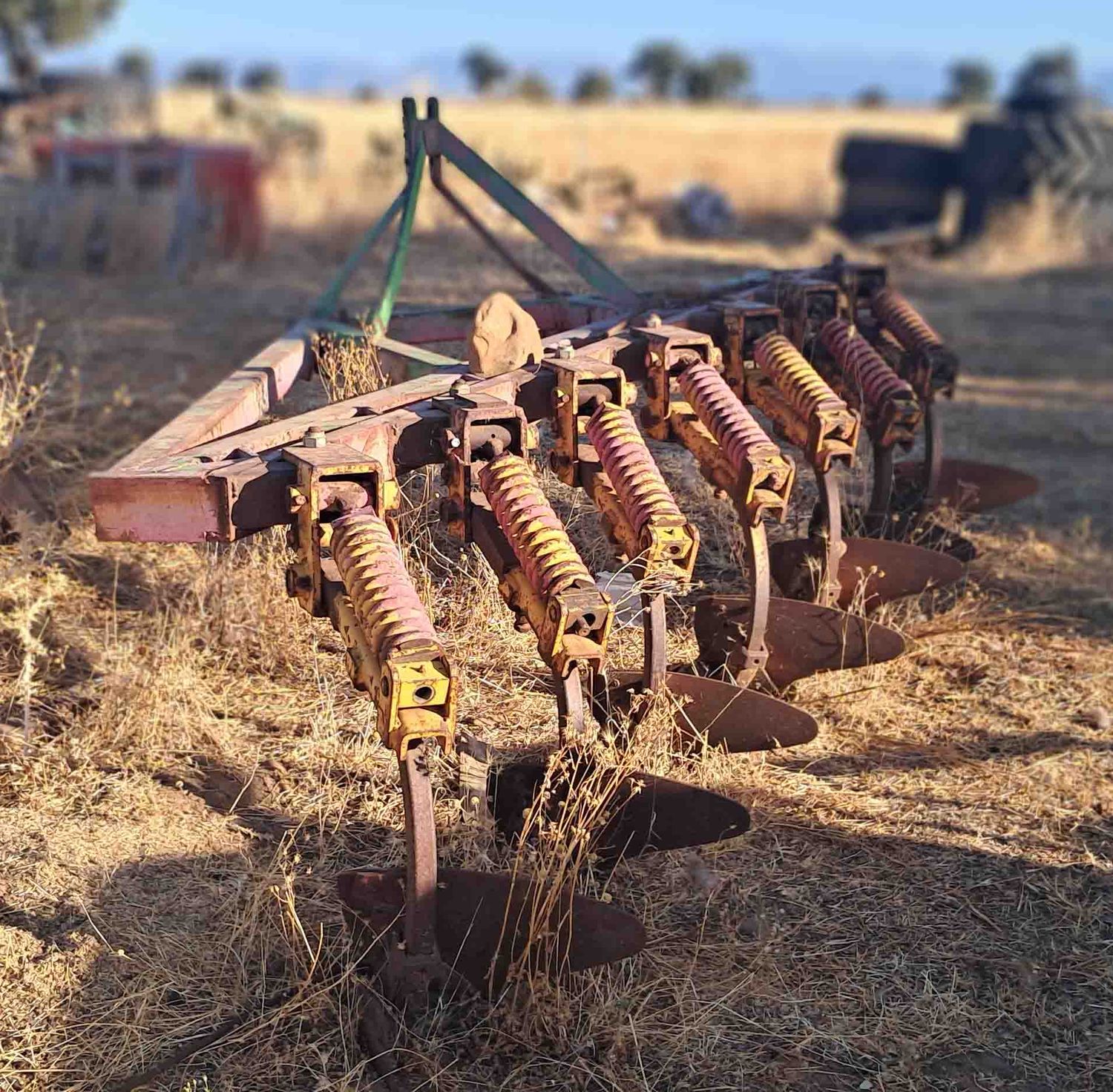 arado cohecho 7 hoja cuerpo brazo brazos muelle mordaza bastidor tractor voltear vertedera mini vertederin vertederines deere