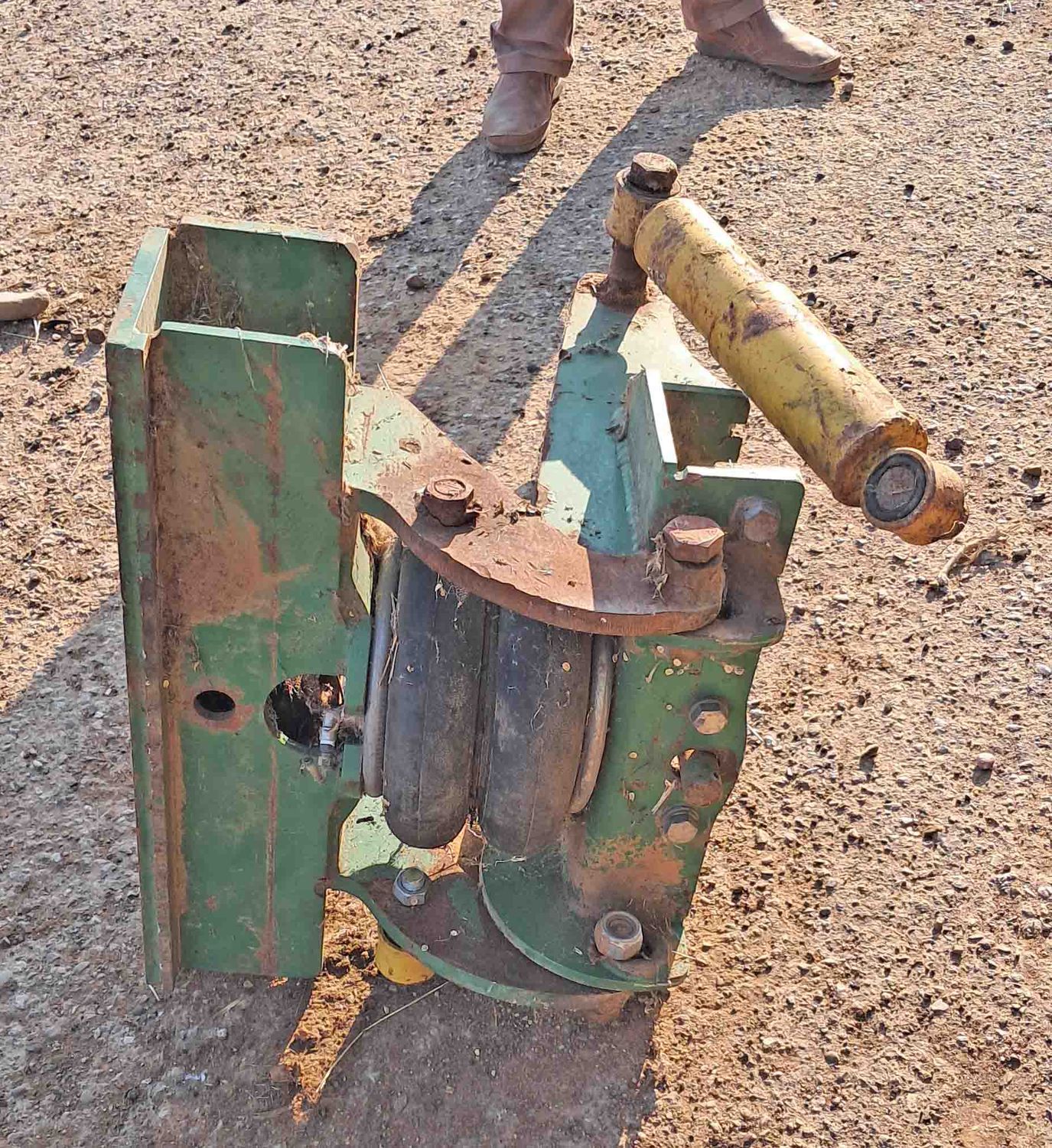 soporte amortiguacion amortiguación neumática  neumatica contrapesos John Deere 7600 7700 7800  7410 7510 7610 7710 7810