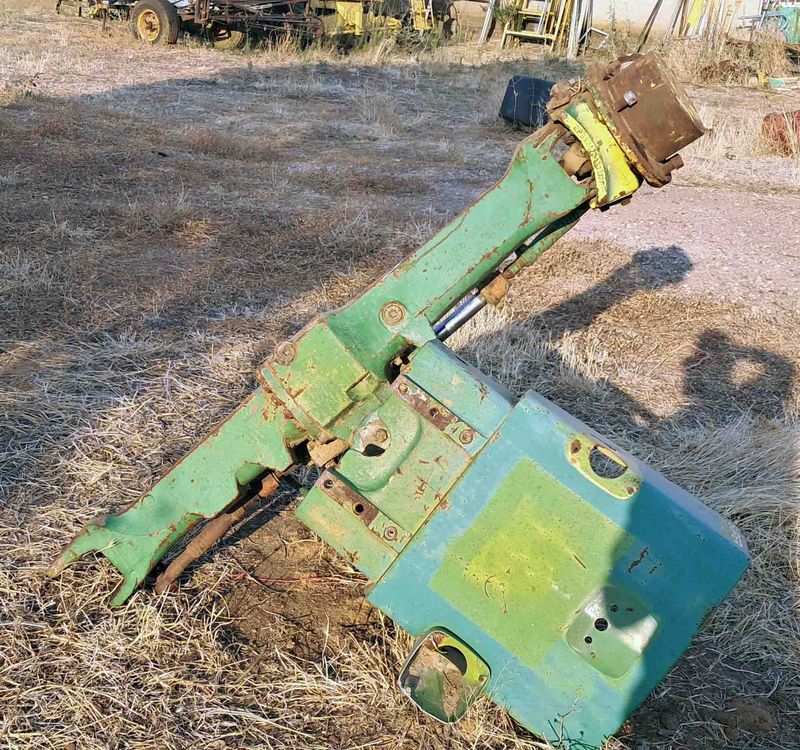 Eje delantero de John Deere 3640 S4 sin el grupo