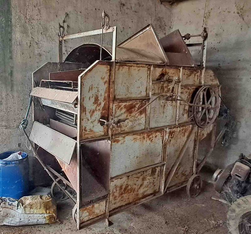 aventadora cereal limpia hoja garbanzo criba motor electrico eléctrico gasolina cardan tractor siembra limpieza grano paja