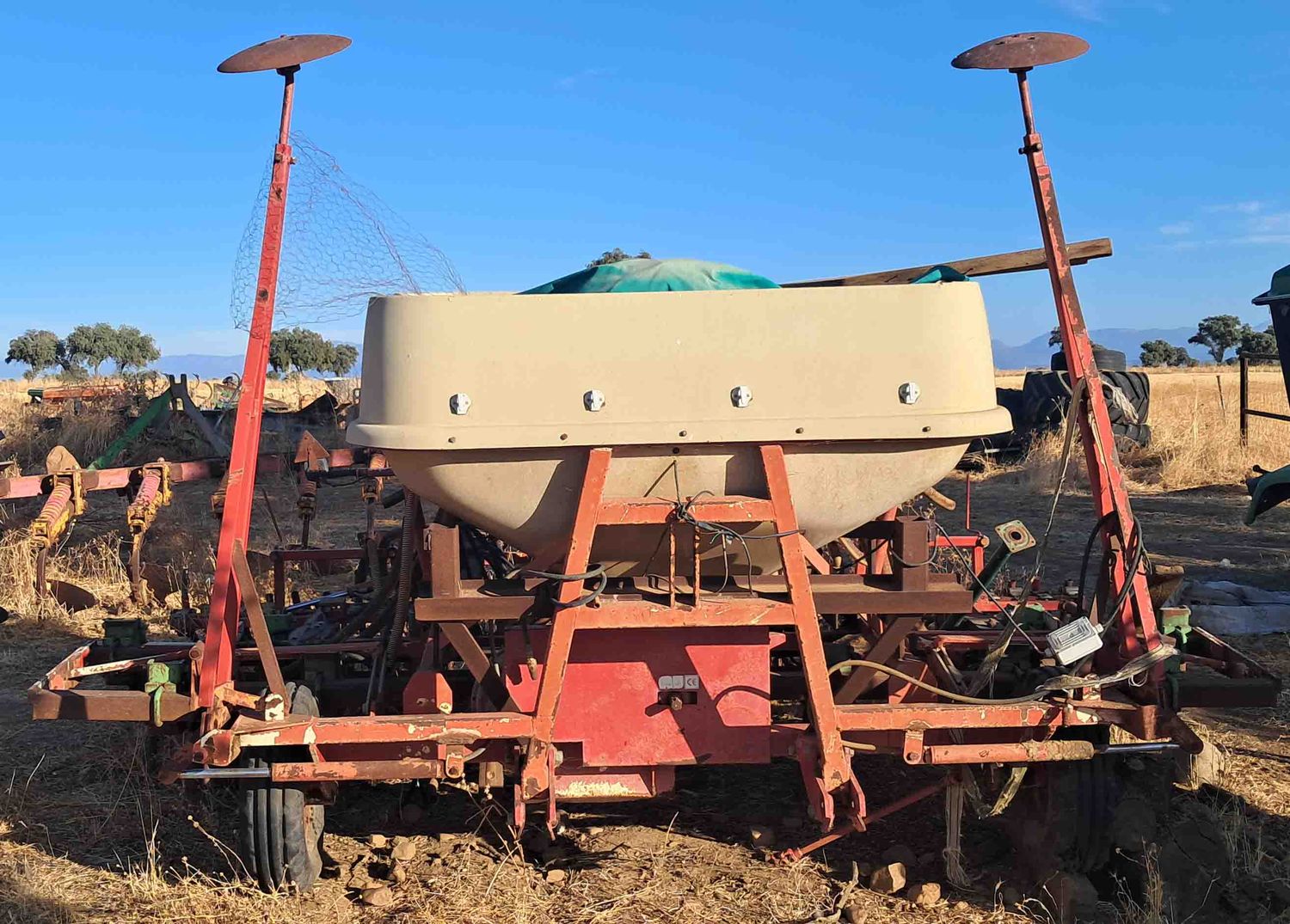 sembradora neumática neumatica pulpo tolva turbina marcador presiembra rueda rulo siembra tractor cereal precisión suspendida
