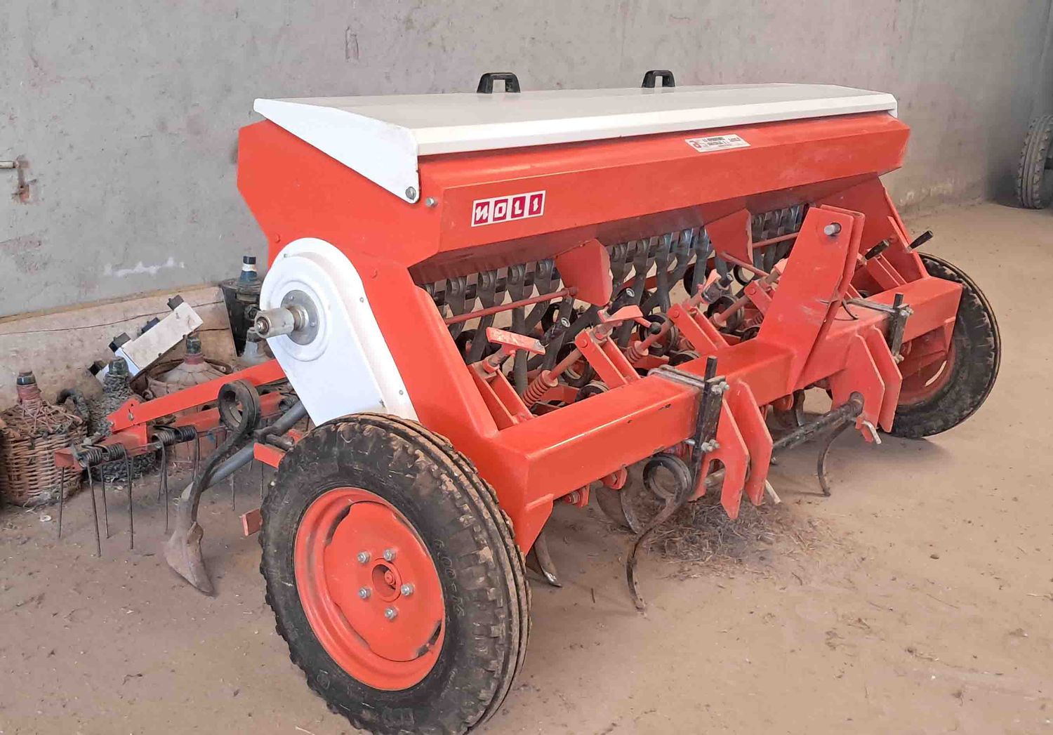 sembradora cereal garbanzo noli SCD19B variador siembra botas chorros borrahuellas brazos tolva tractor suspendida segadora
