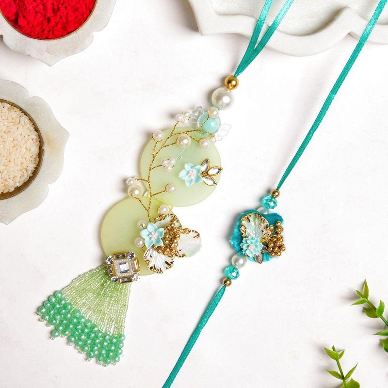 Graceful Green Rakhi Lumba Gift Set