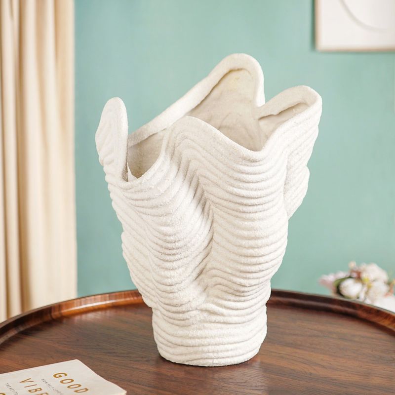 Minimalist Ocean Inspired Ribbed Table Vase