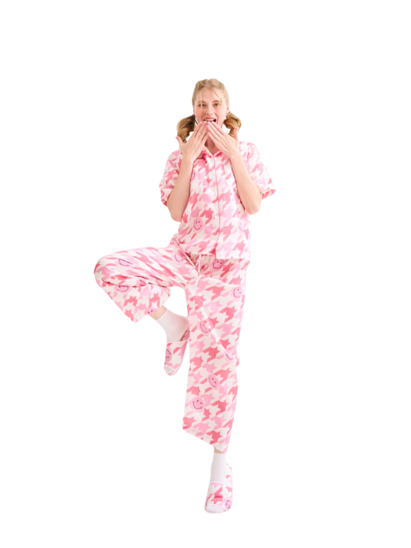 Short Sleeve + Pants