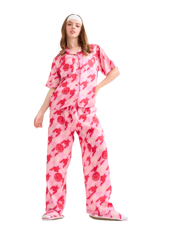 Short Sleeve + Pants