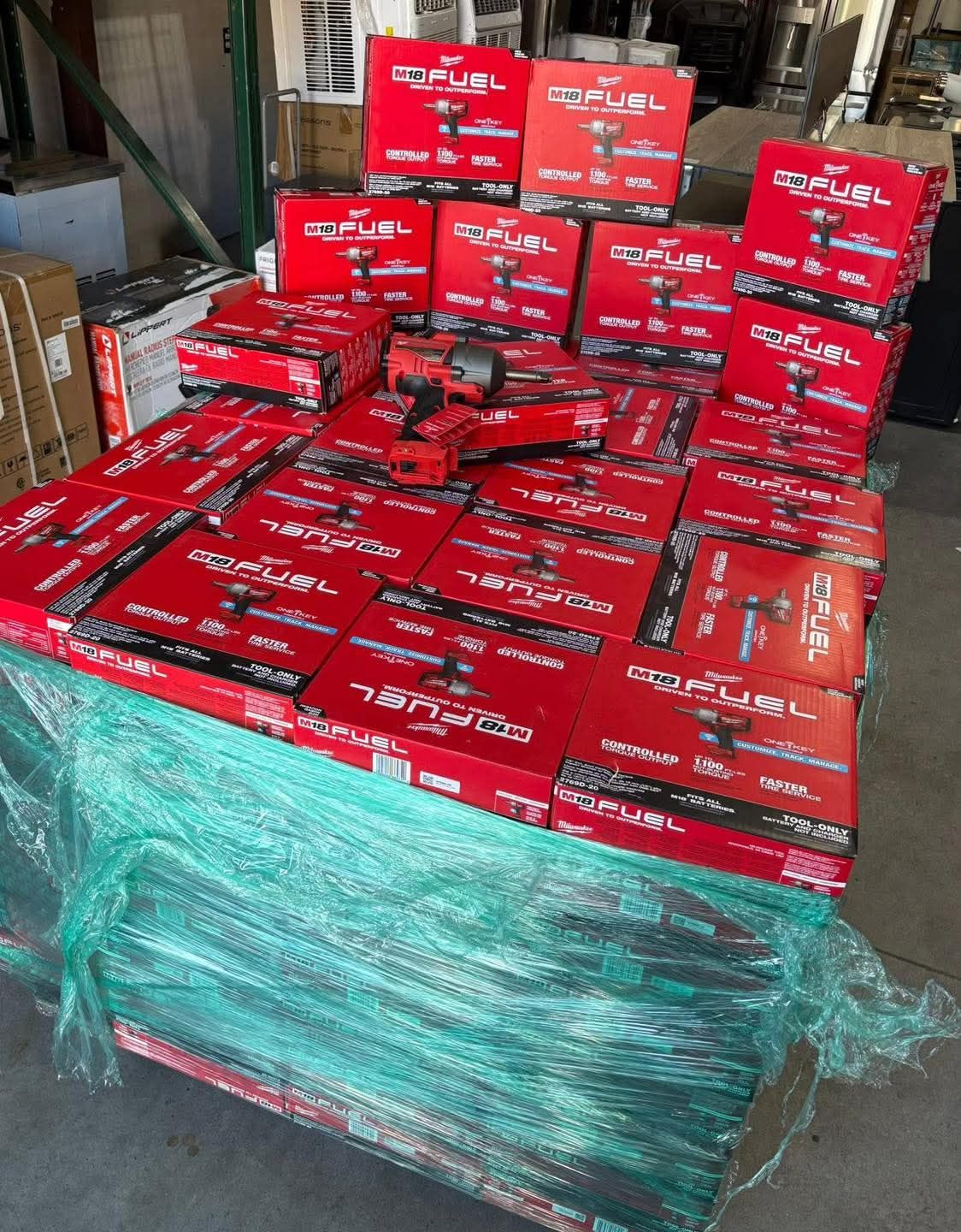 Milwaukee 60-Piece Power Tools Pallet – Contractor Tool Lot