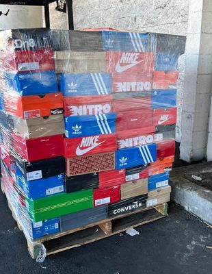 Premium Mixed Brand Sneaker Pallet – 50 Pair Wholesale