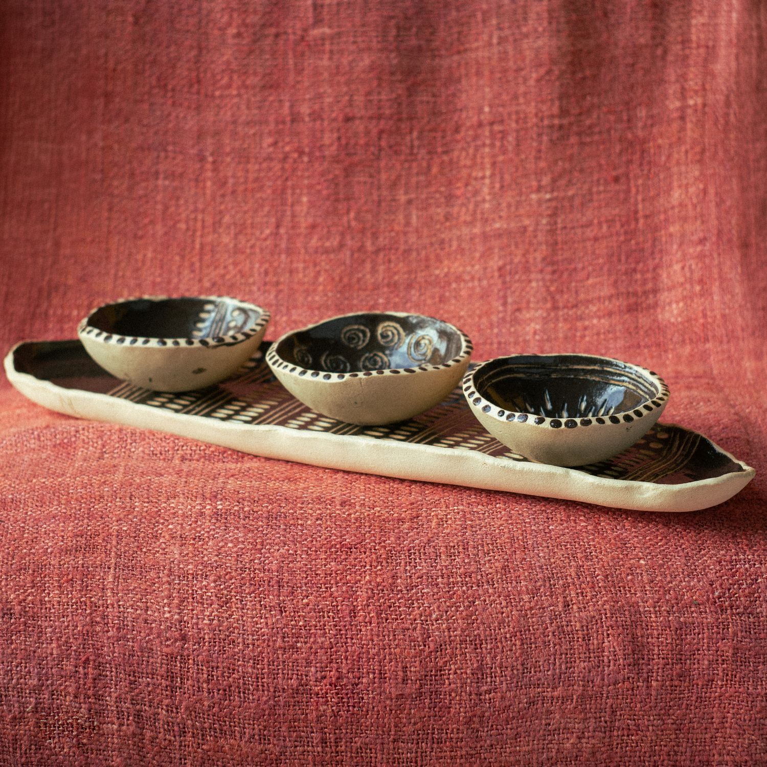 Conjunto de Cuencos y Bandeja