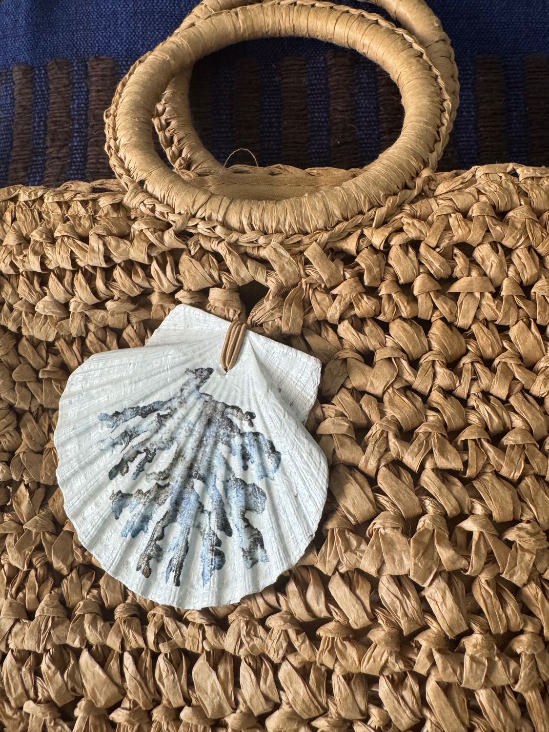 Bolsos confeccionados artesanalmente en España y donados a Madre África