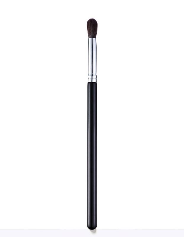 Deluxe Blending Crease Brush