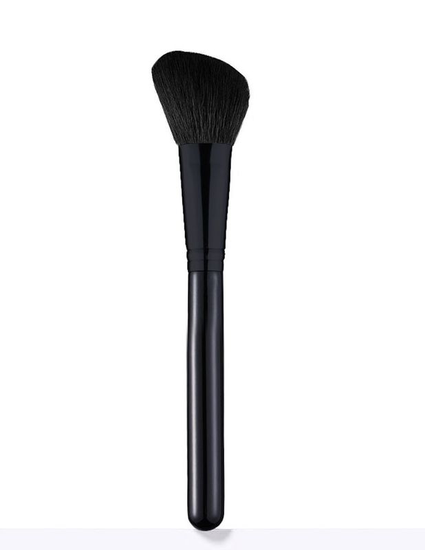 Deluxe Blush Brush