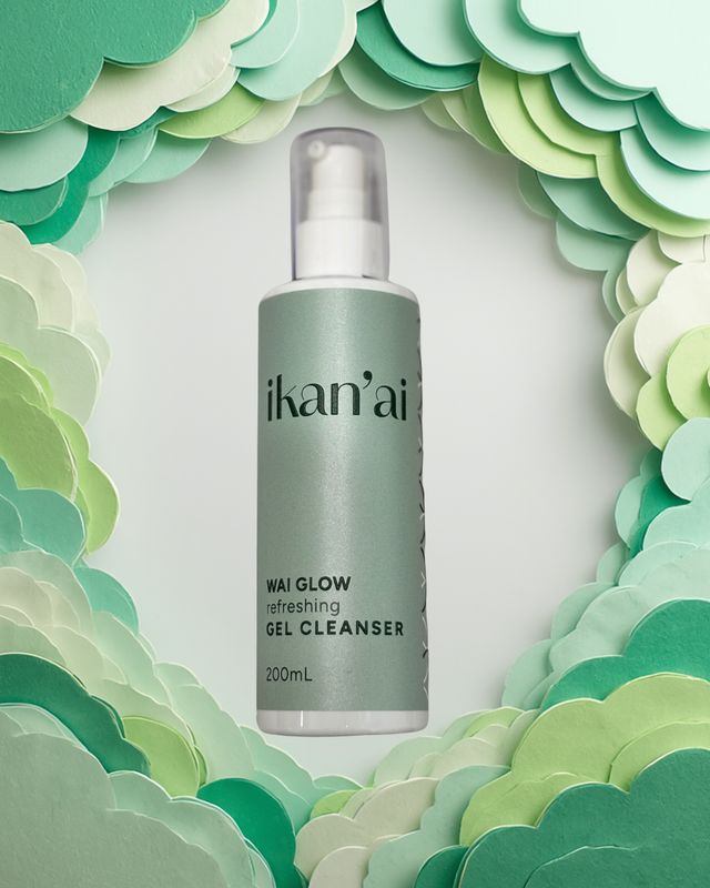 Wai Glow Refreshing Gel Cleanser 200ml