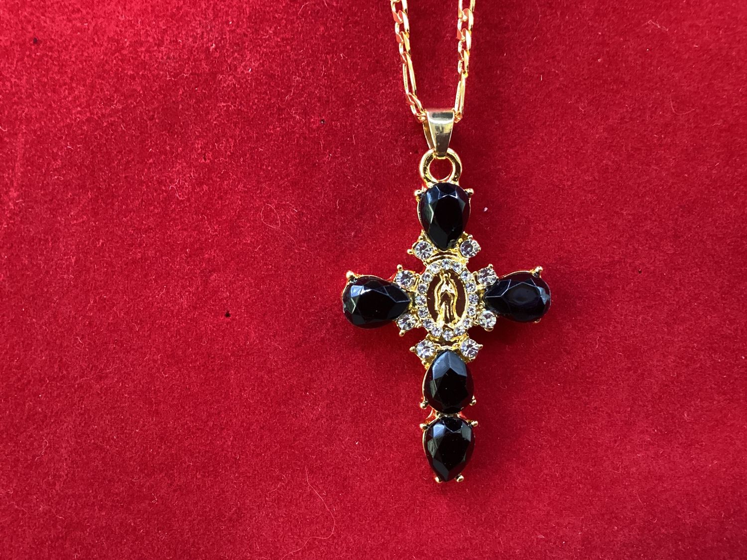 Necklace Our Lady of Guadalupe Onynx Stone Gold