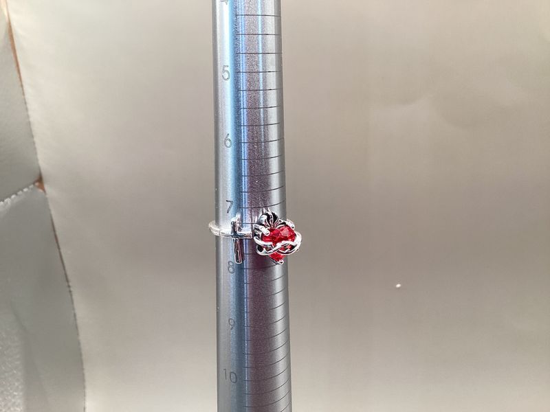 Ring Sacred Heart design silvertone Size 7.50