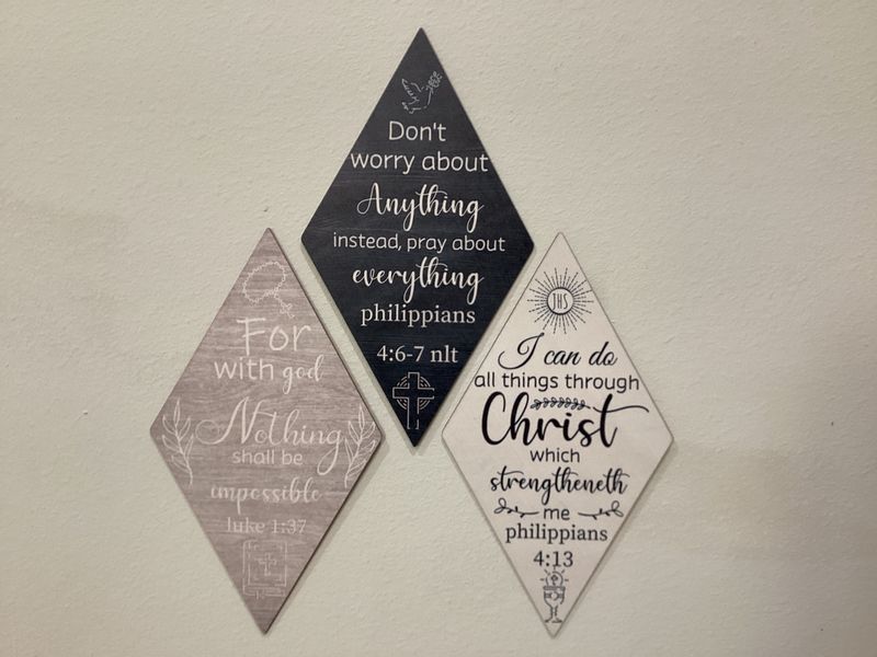 Faith and Strength scripture wall art, 3 piece diamond shaped