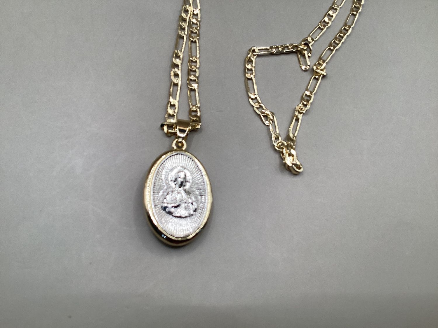 Necklace 2 tone Christmas Sacred Heart and Cruifix