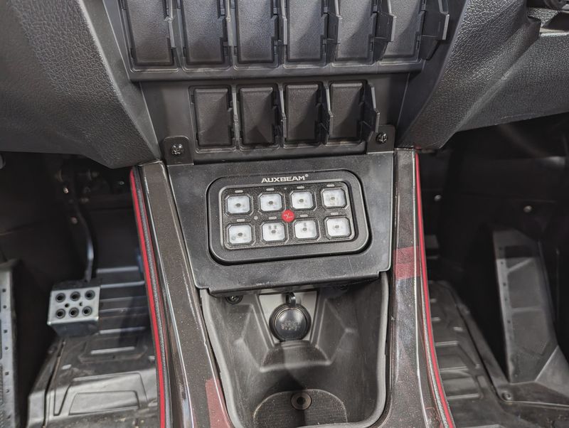 SFM Pro/R Auxbeam 8 Gang mount