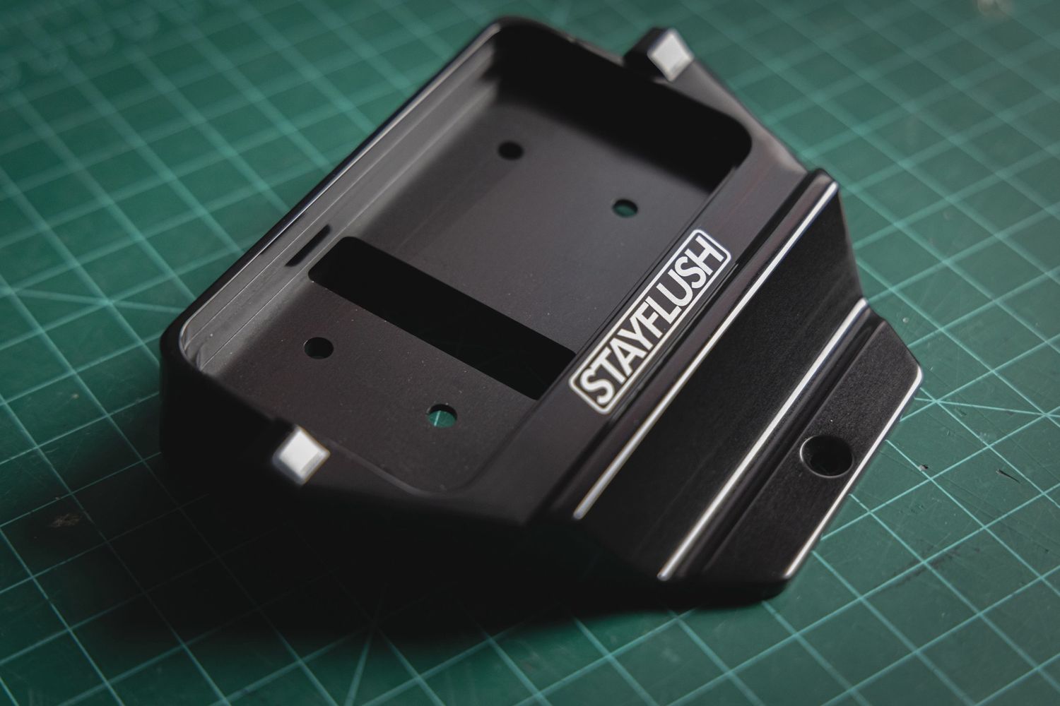 SFM MaverickR Steering Wheel Switch-pros Mount, Body color: Black