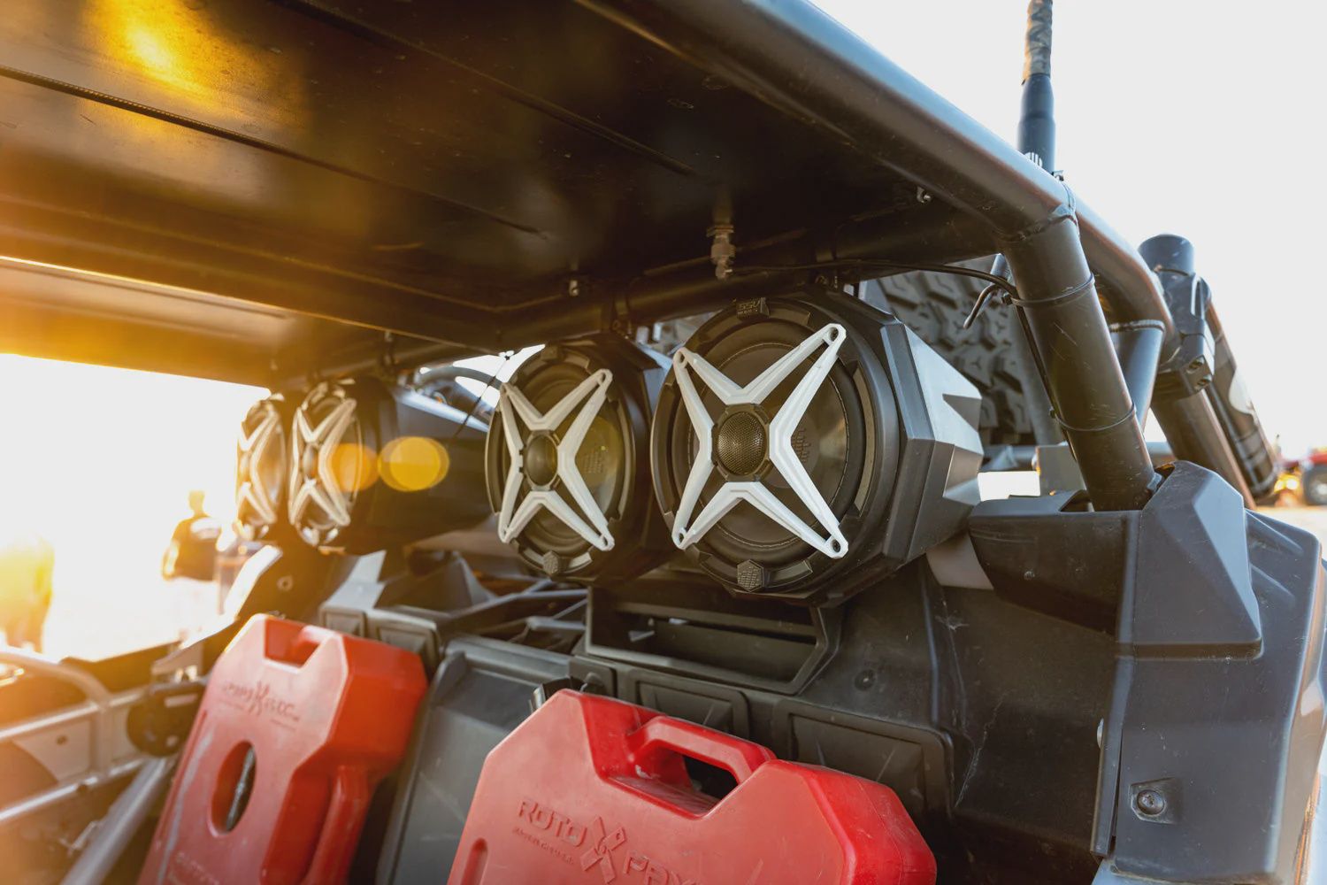 Universal 8&quot; Cage-Mount Speaker-Pods for UTVs, Boats and more