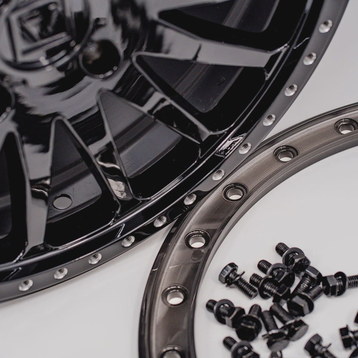 V06 Brushed Gunmetal UTV Beadlock