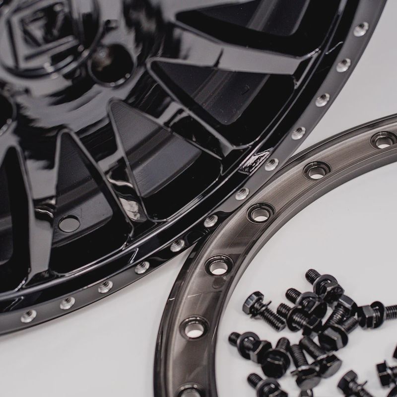 V06 Brushed Gunmetal UTV Beadlock