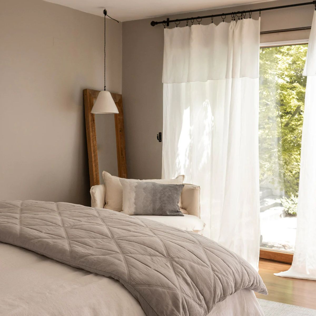 Bourdon Curtain Set Bourdon Curtain Set