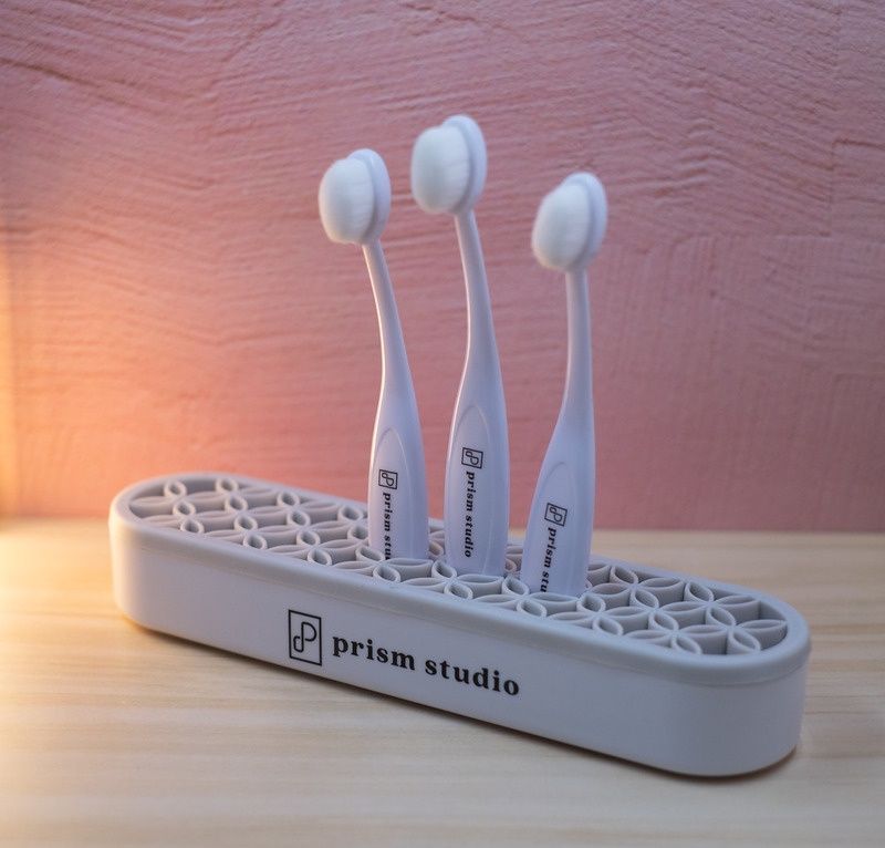 Prism -Rangement pour brosses ou autres outils «Holder For Blending Brushes»