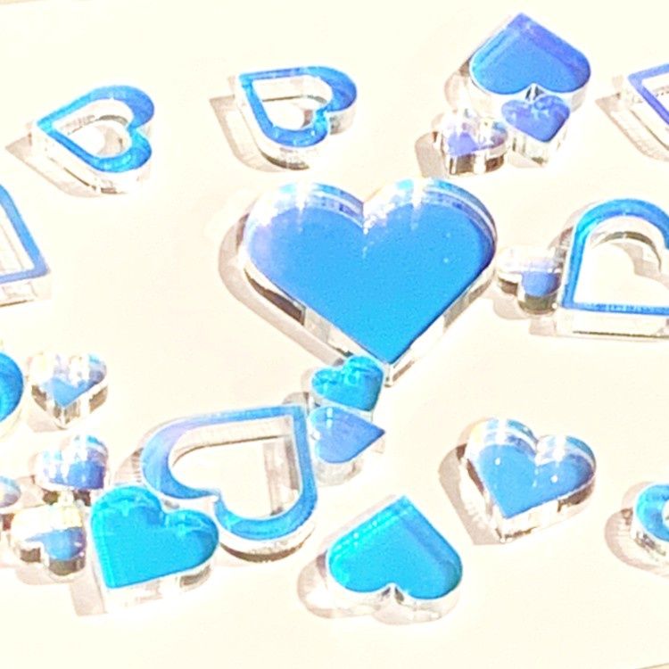 Art-Is-Anne créative - Acrylique «Mini coeur holographique»