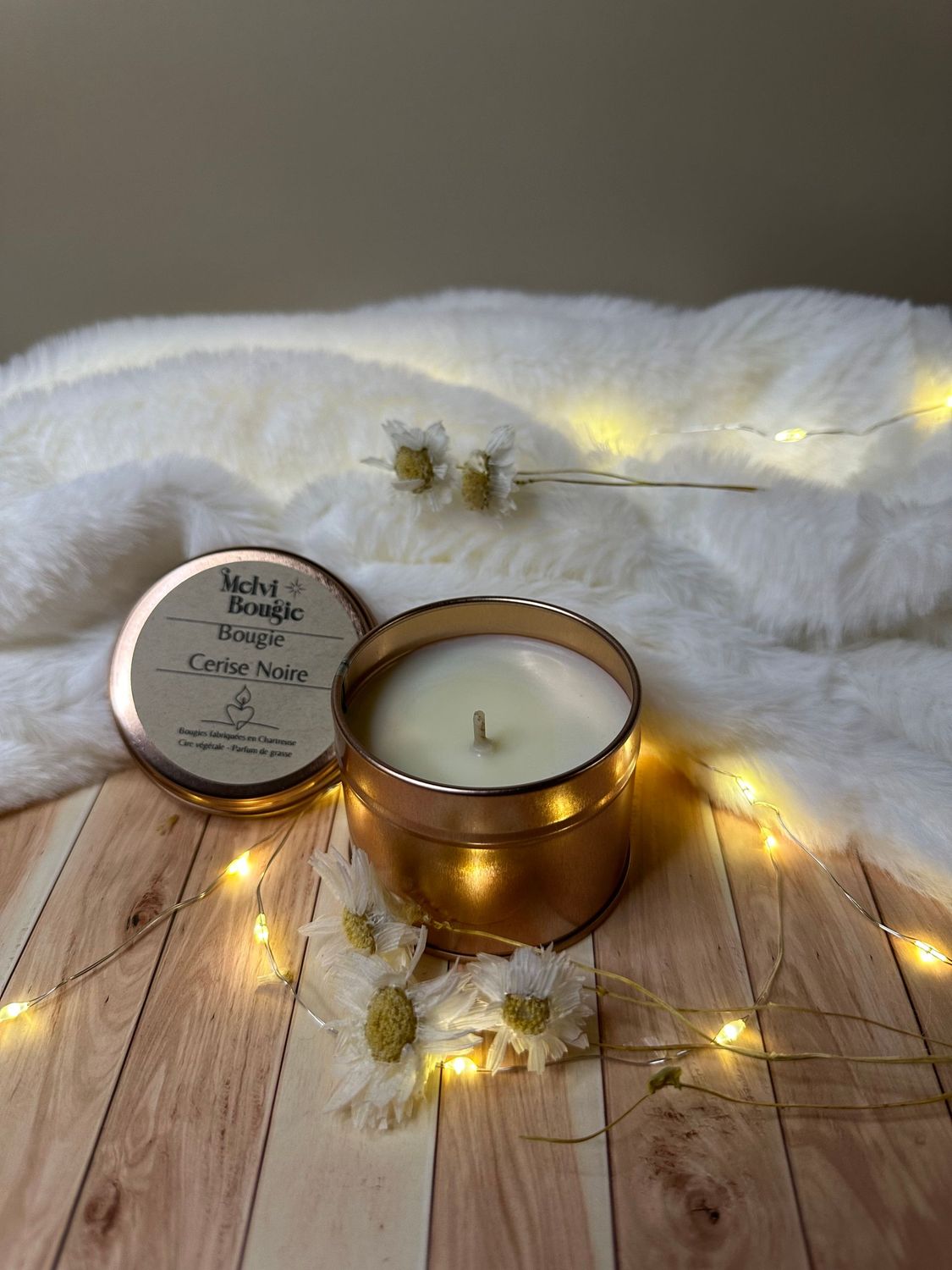 Petite bougie boîte metal Cerise Noire 75g Petite bougie boîte metal Cerise Noire 75g