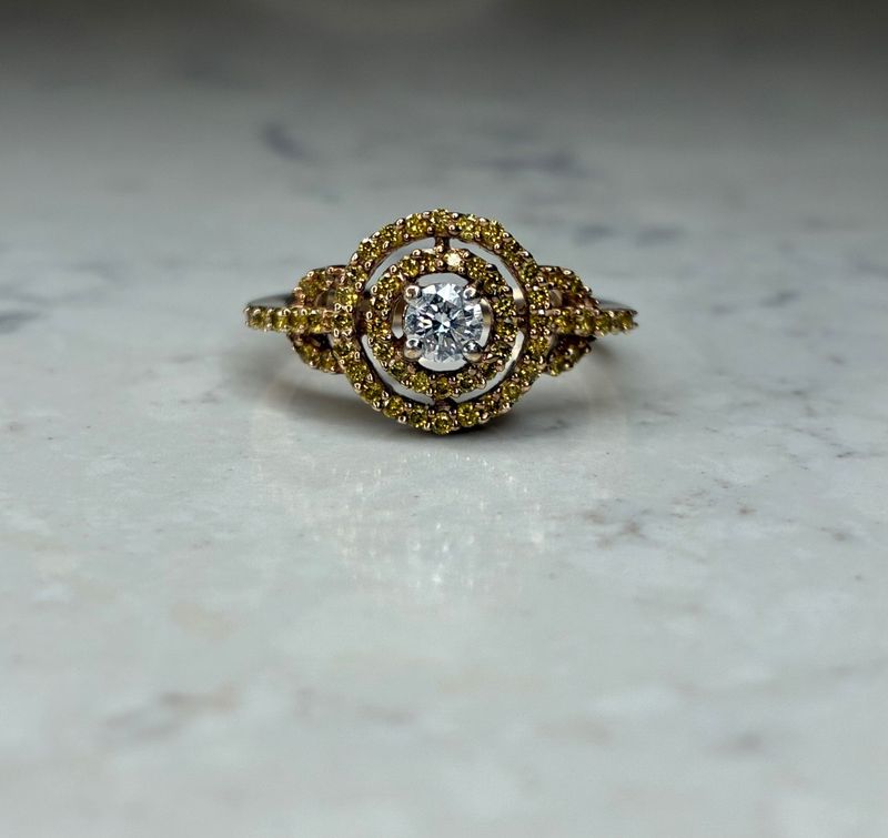 Vintage 9ct yellow gold, white & yellow diamond halo ring
